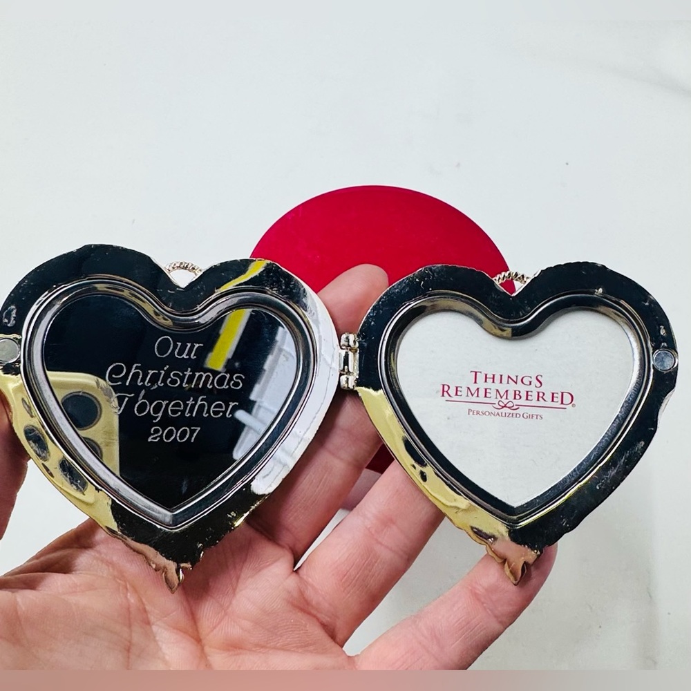 2007 signed Christmas Heart Ornament Things Remebered